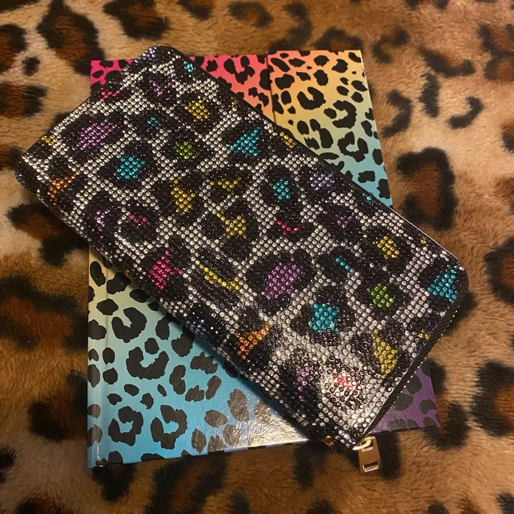 Multi Leopard Wallet & a Matching NoteBook. - Picture 1 of 3